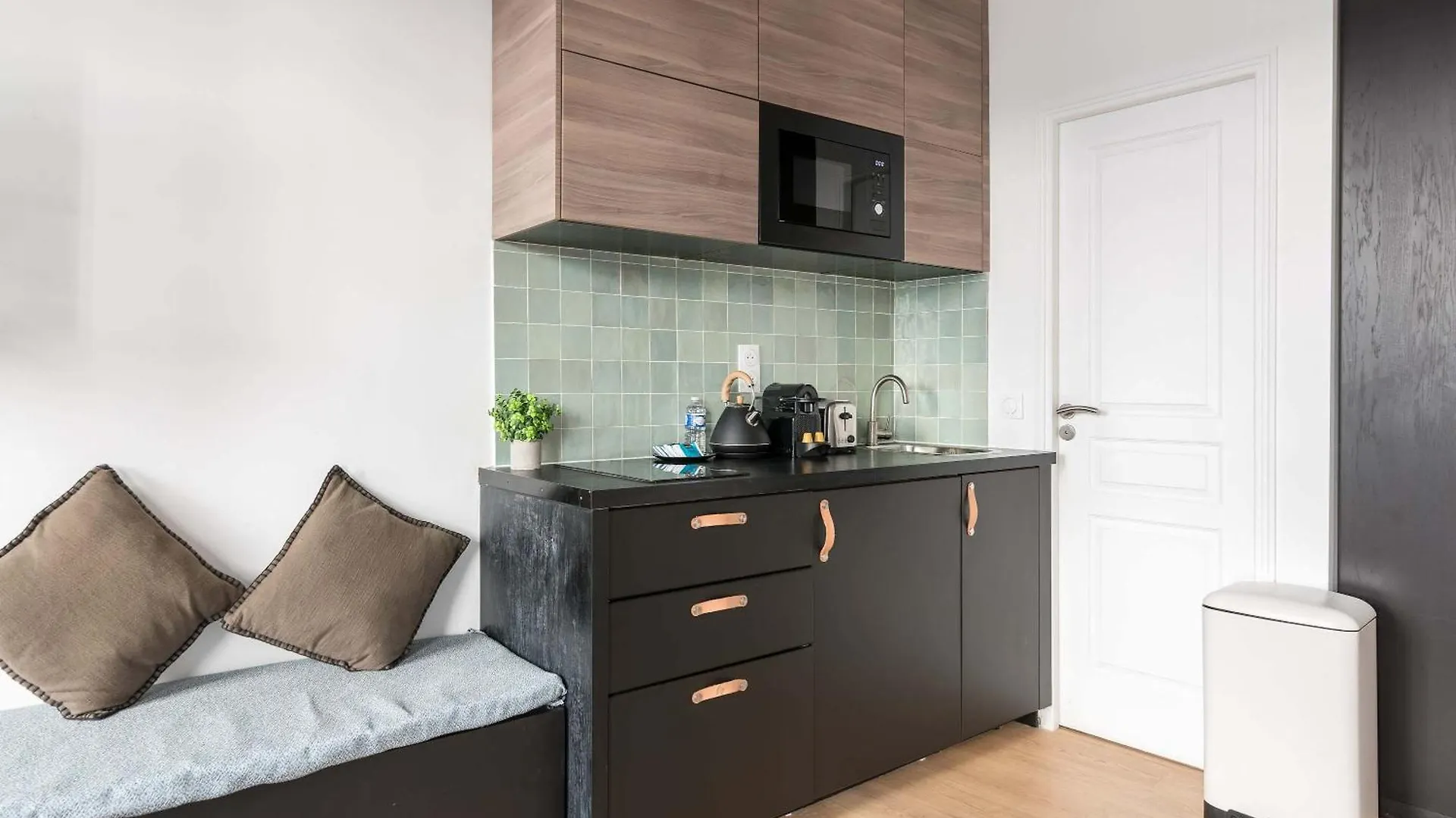 Republique - Charmant Studio - Haystia Paris